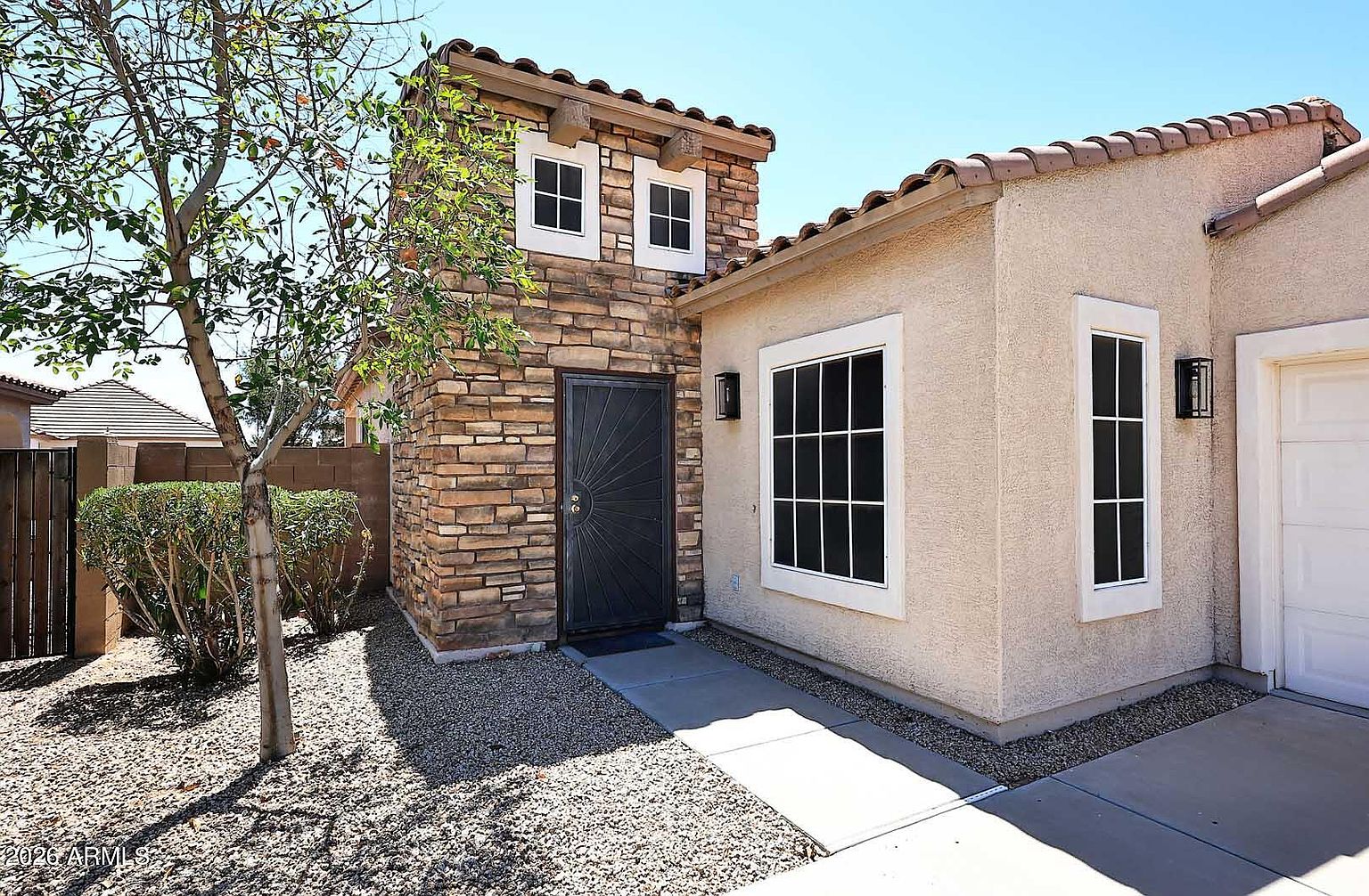 14833 W Charter Oak Rd photo 5