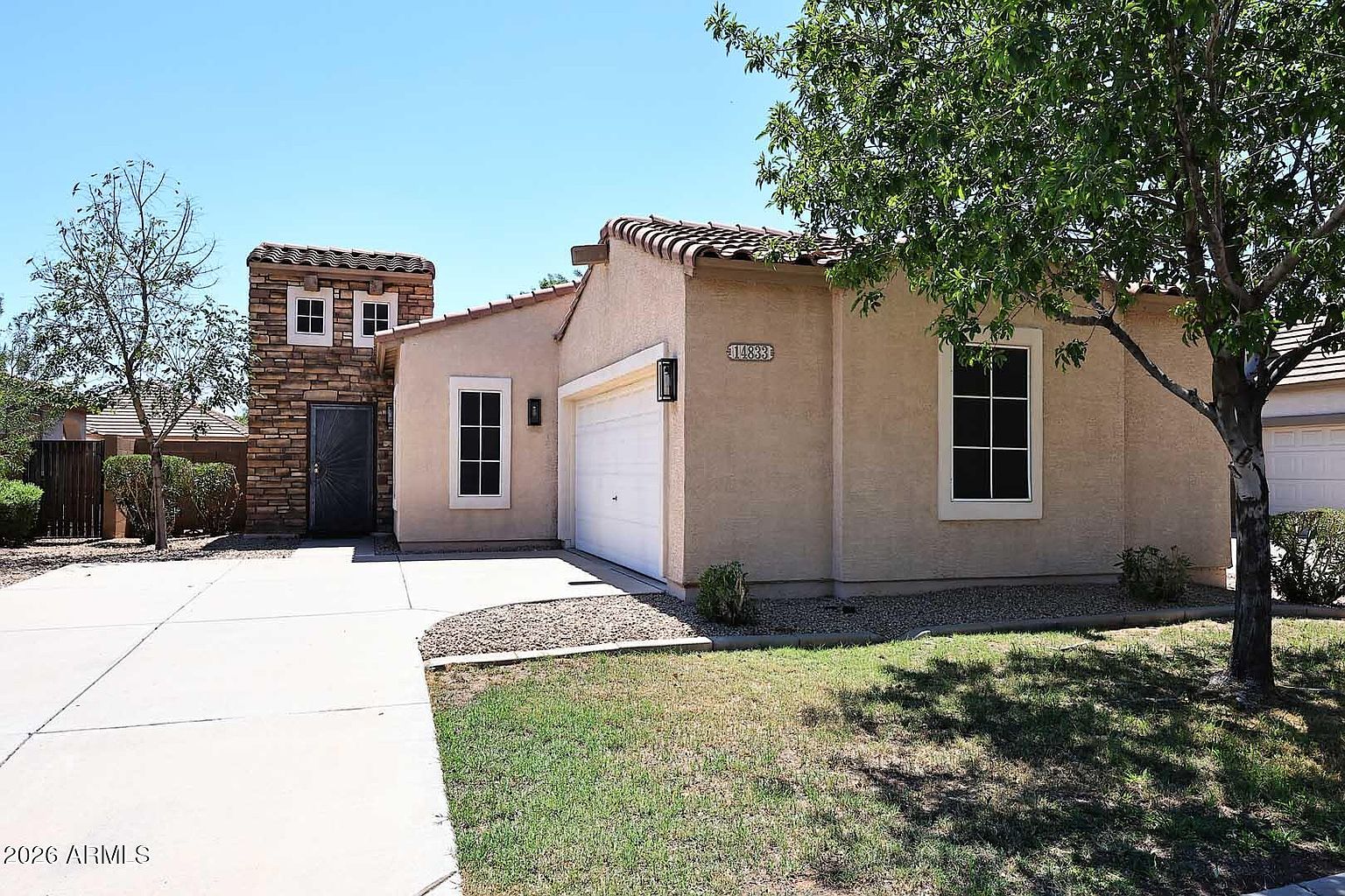 14833 W Charter Oak Rd photo 3