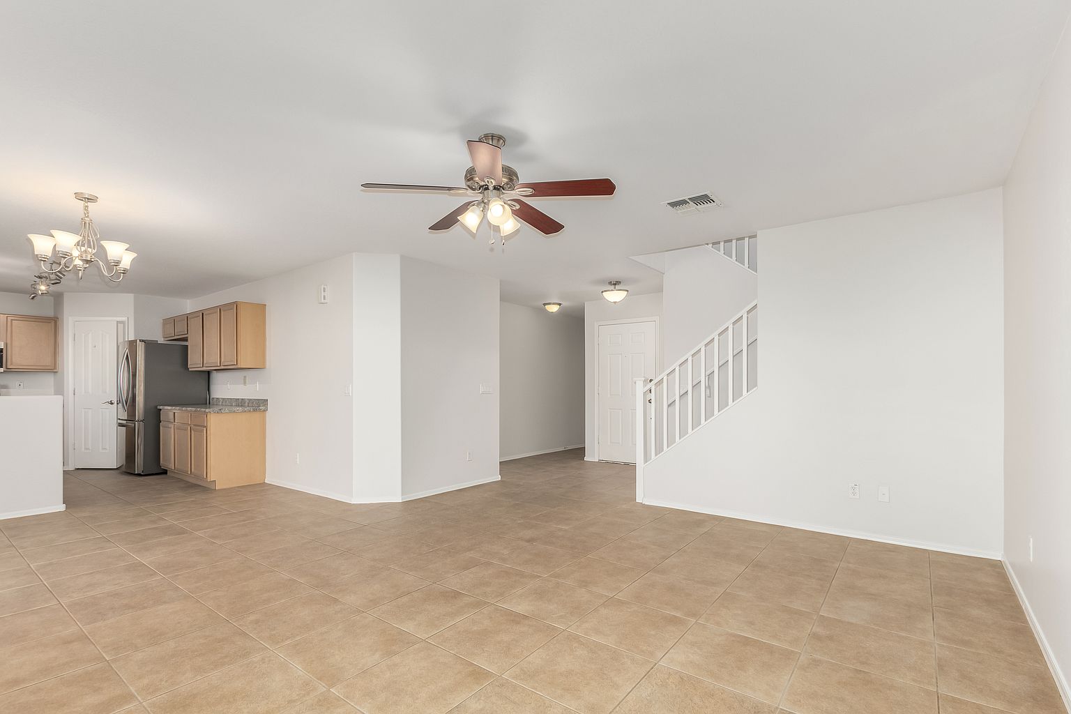 17840 W Calavar Rd photo 4