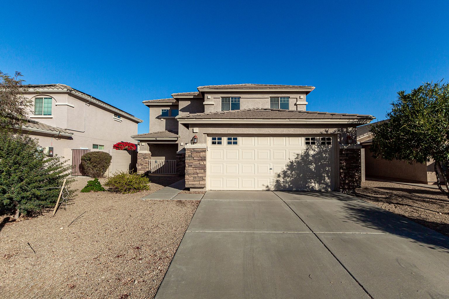 17840 W Calavar Rd photo 3