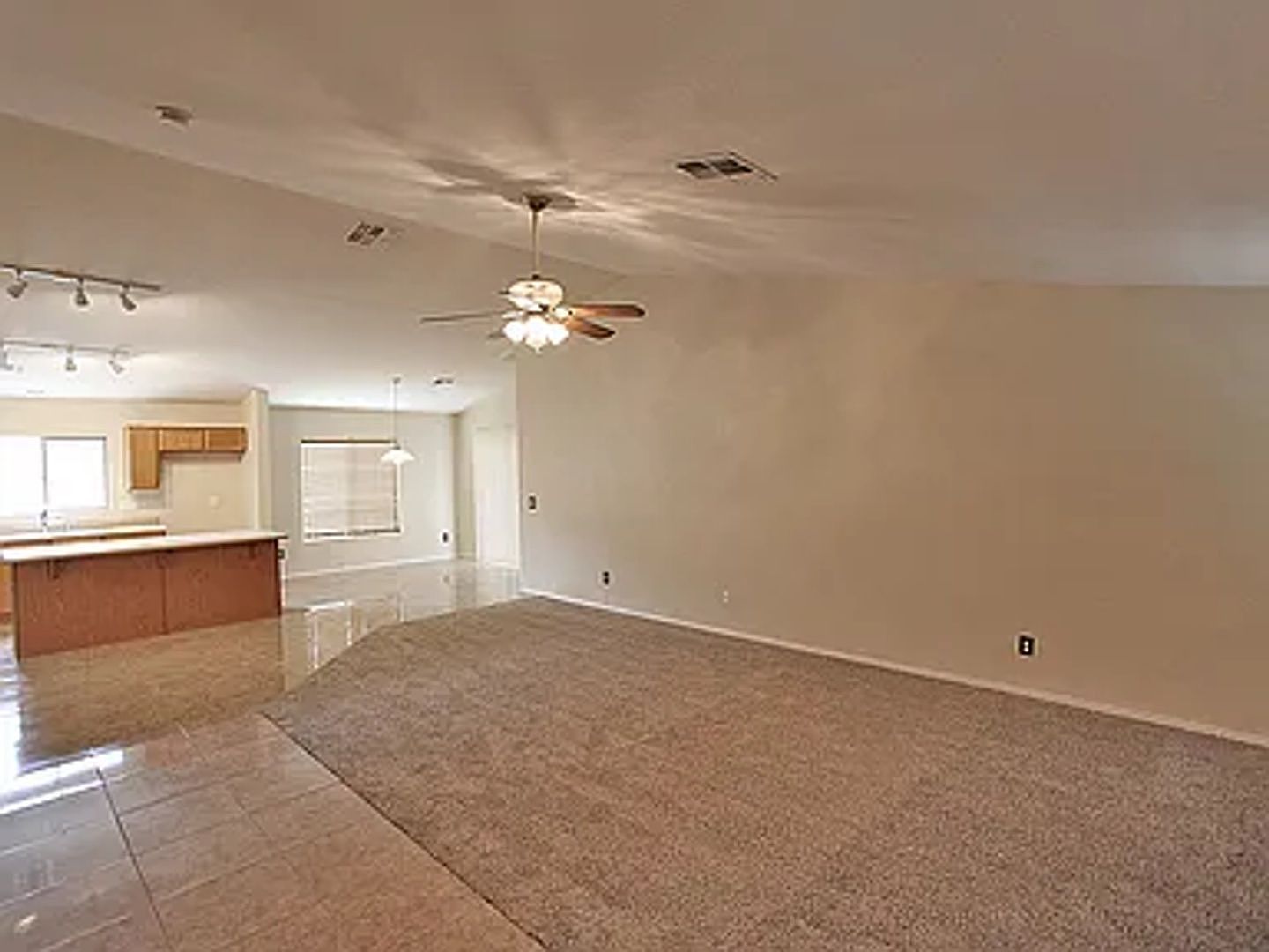17849 W Ventura St photo 3