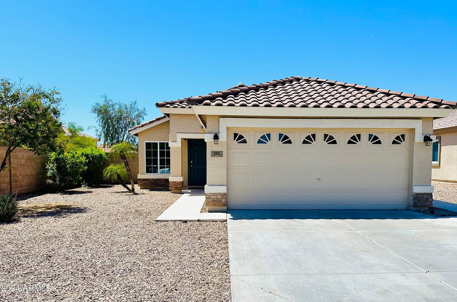 192 N 222nd Dr Buckeye, AZ 85326 photo 2