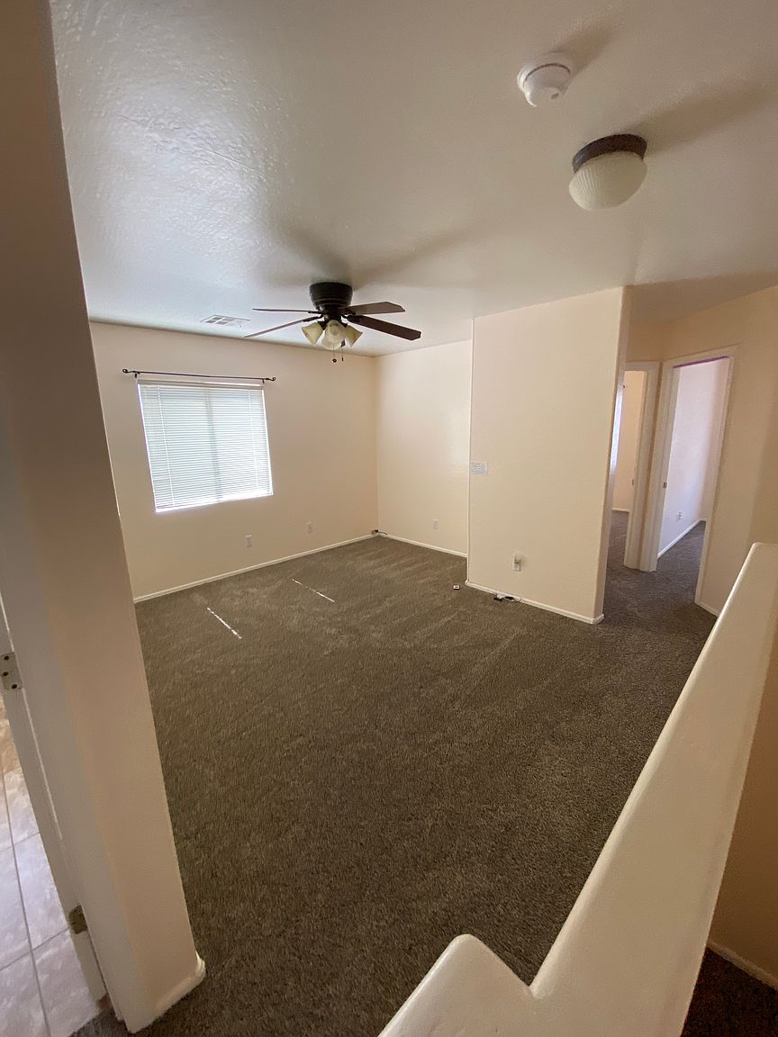 22816 W Mohave St photo 5
