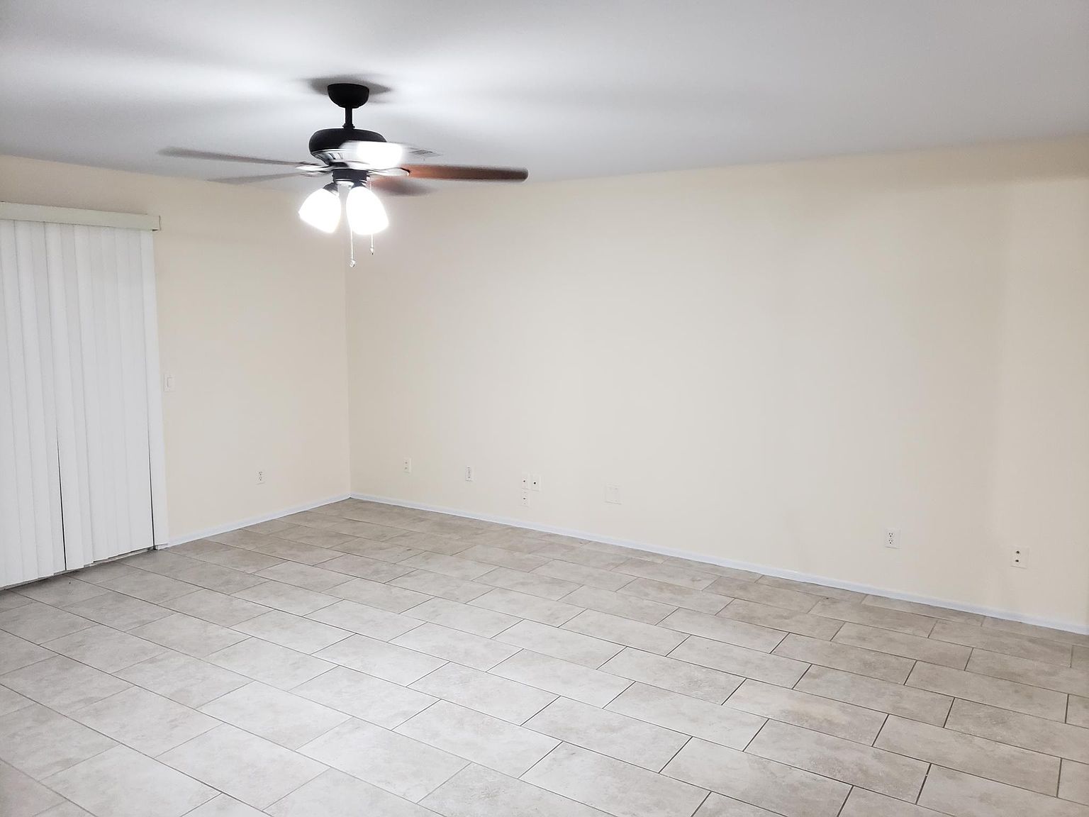 1503 S 228th Ct photo 3