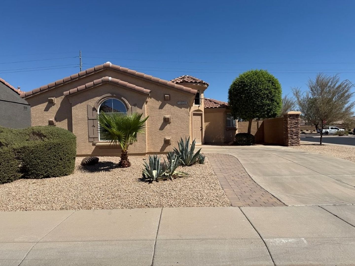14838 W Shaw Butte Dr photo 3