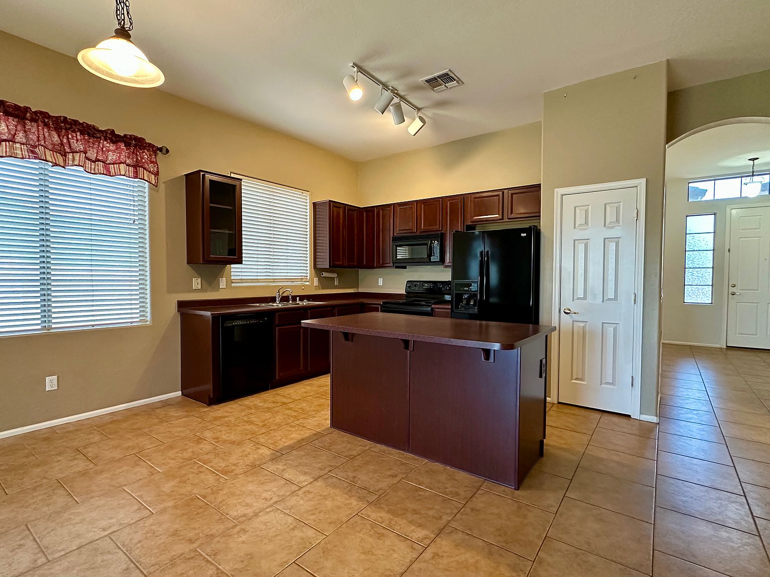 15053 W Riviera Dr photo 3