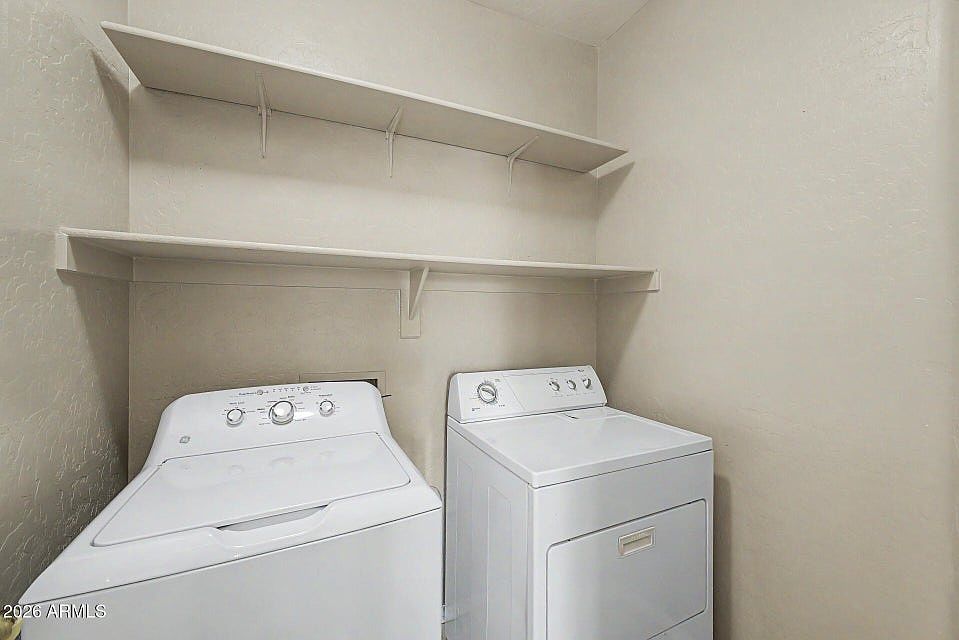 Beautiful 3 Bedroom With Den photo 5