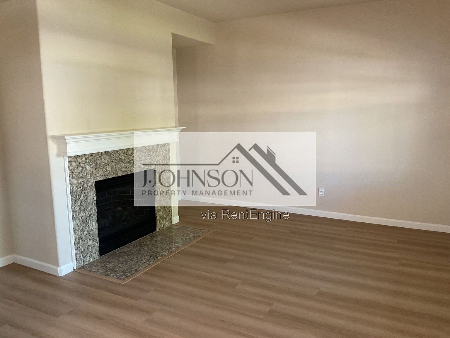 2408 Victor Ct photo 5
