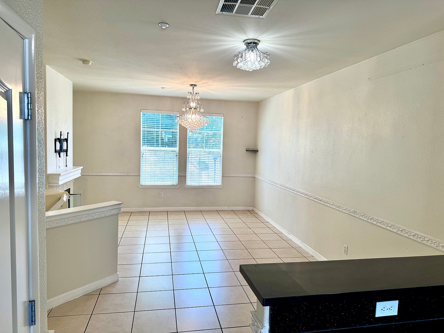 719 Veranda Cir photo 4