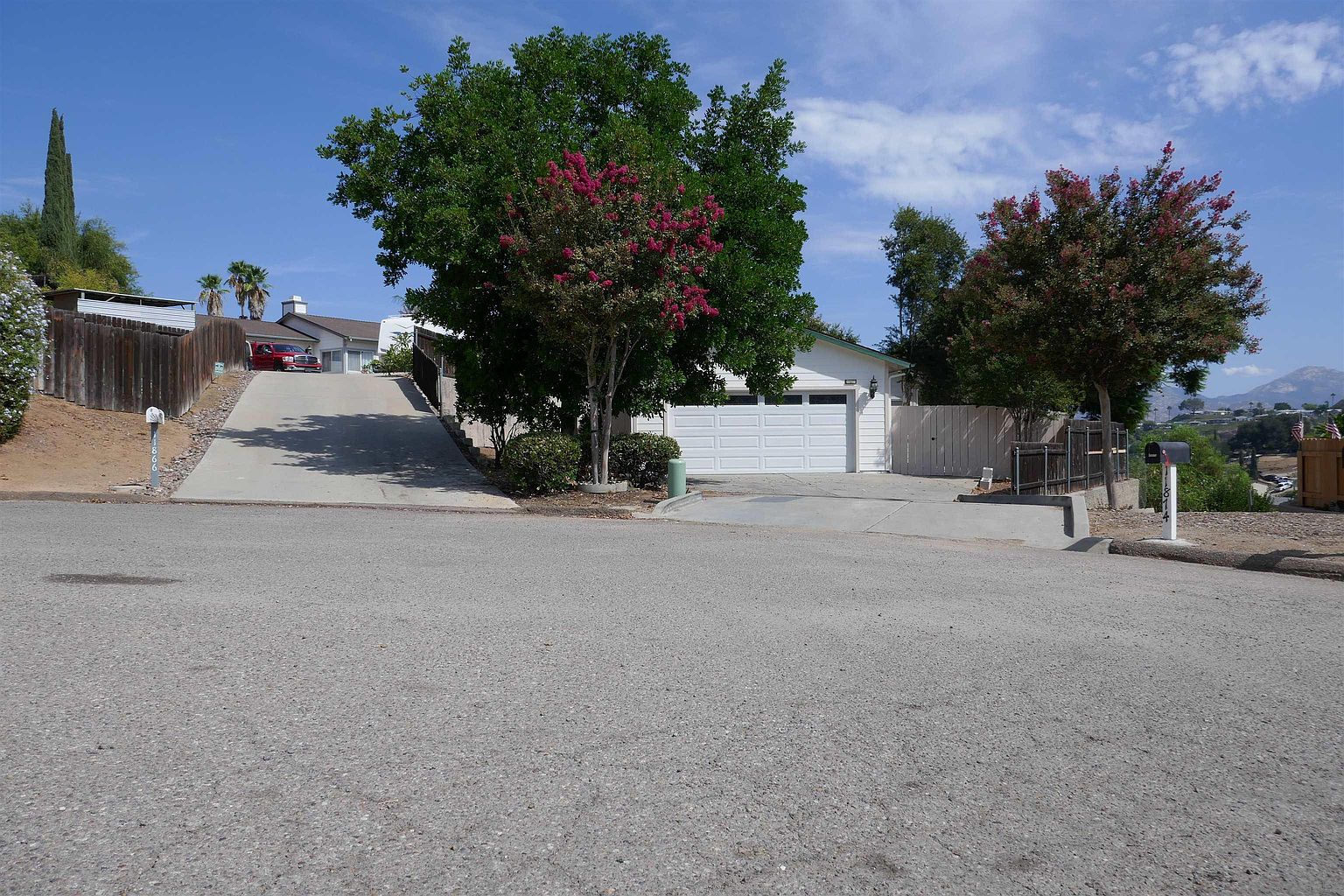 11874 Gardena Ln