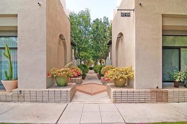 8246 Lemon Ave photo 2