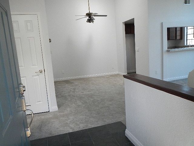 166 Las Flores Dr photo 3