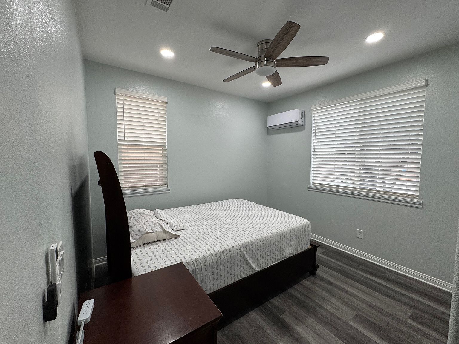 1062 Mount Dana Dr photo 5
