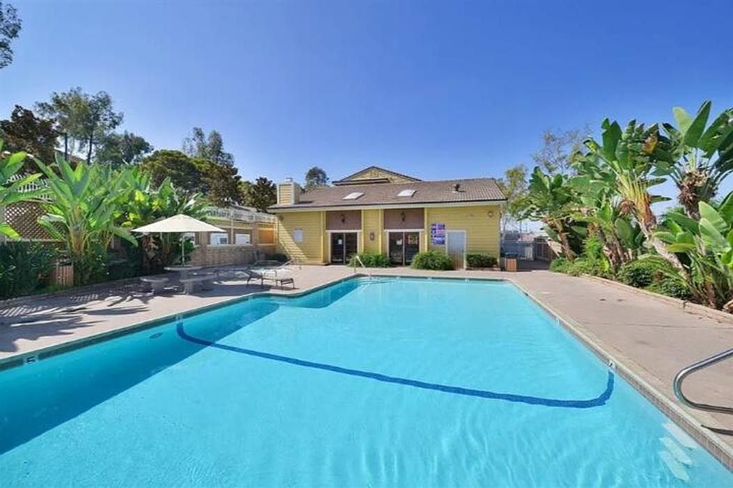 524 Telegraph Canyon Rd photo 3