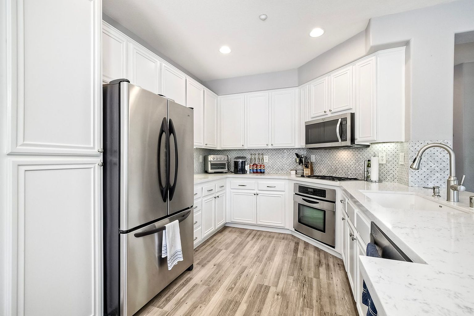 10055 Fieldthorn St photo 5