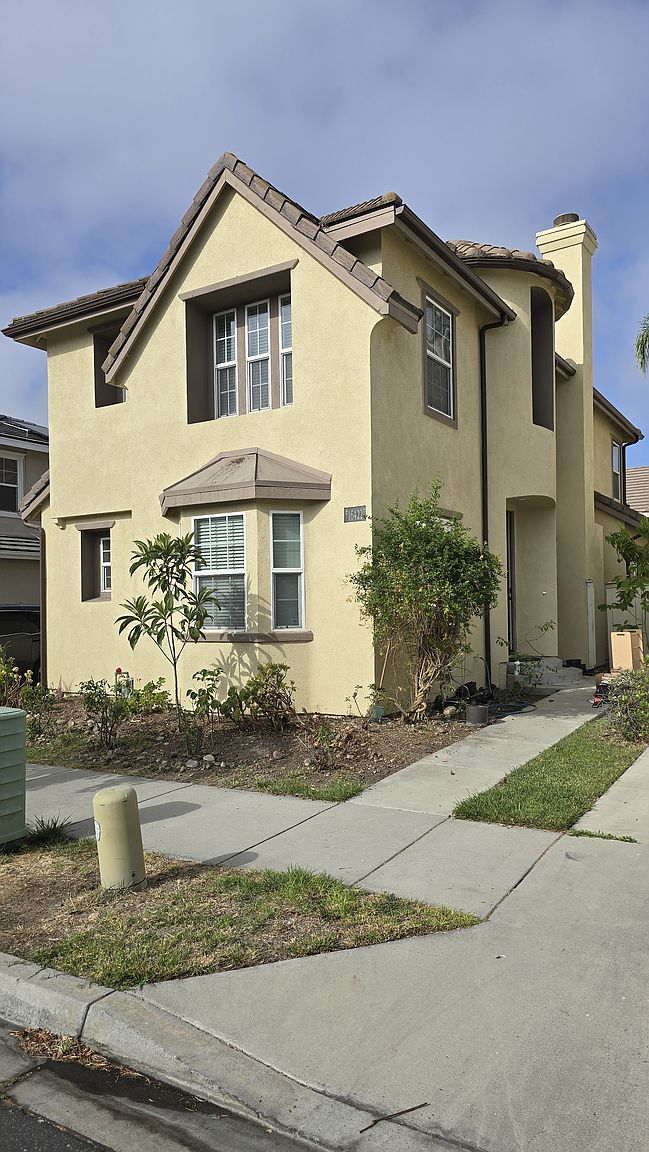 16422 Snowbells Ln photo 2