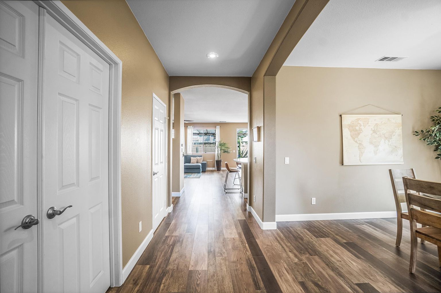32154 Renoir Rd photo 3