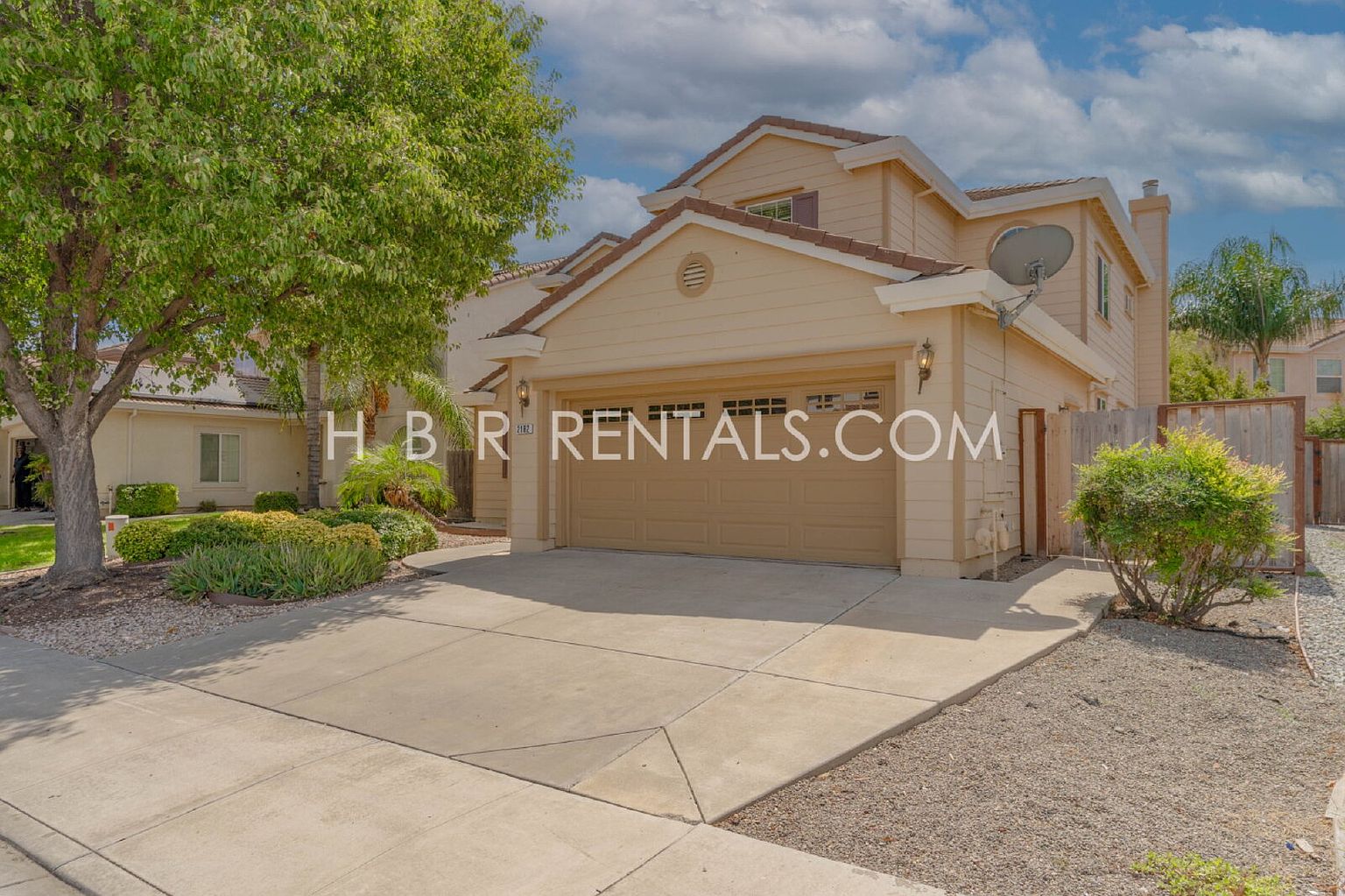 2182 Tennis Ln photo 4