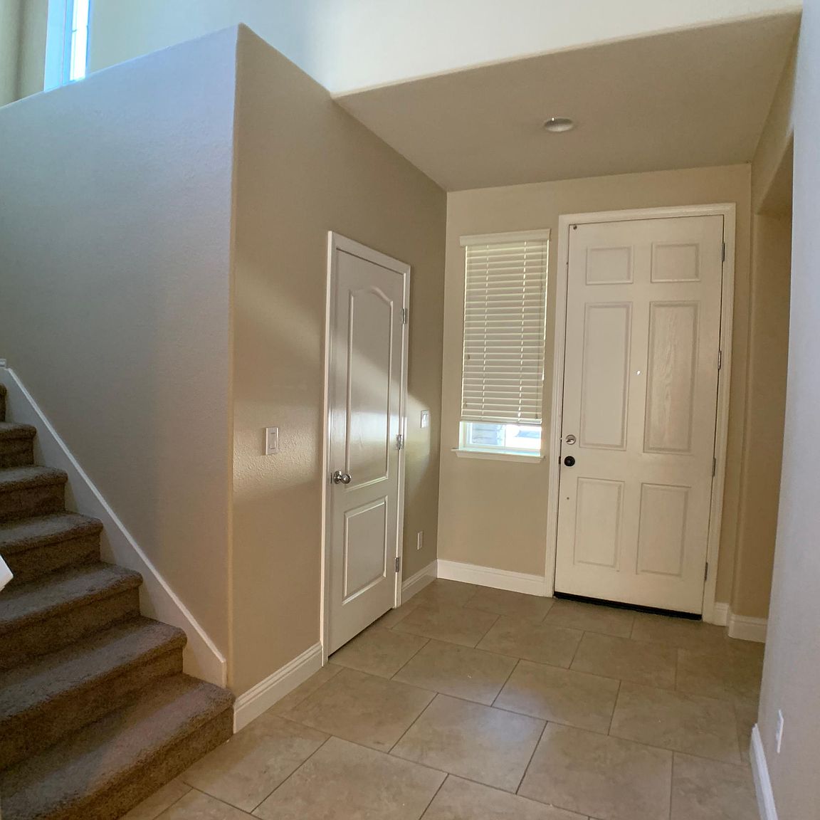 339 Hatheway St photo 2