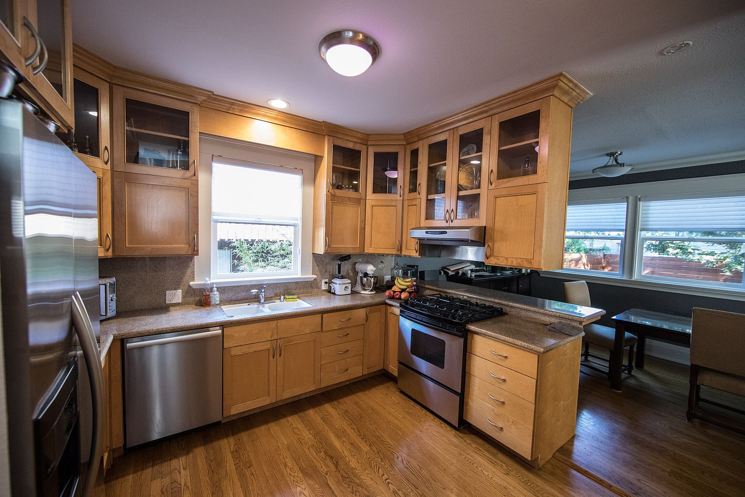 208 Grand Blvd photo 5