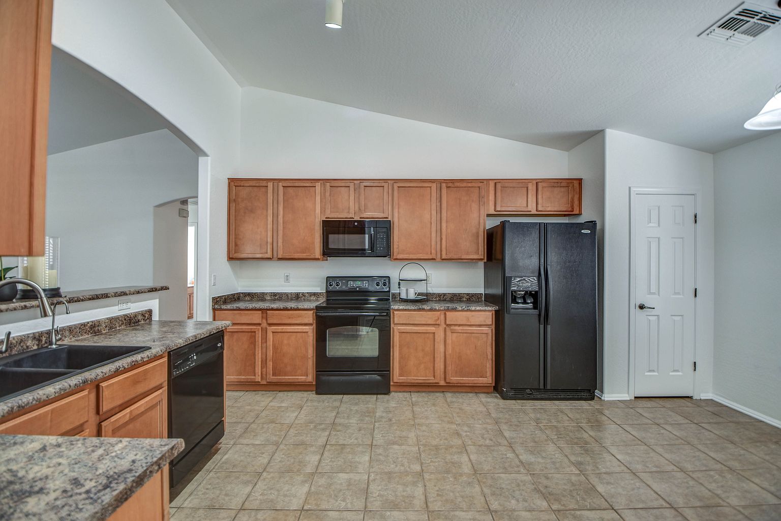 4937 W Nancy Ln photo 4