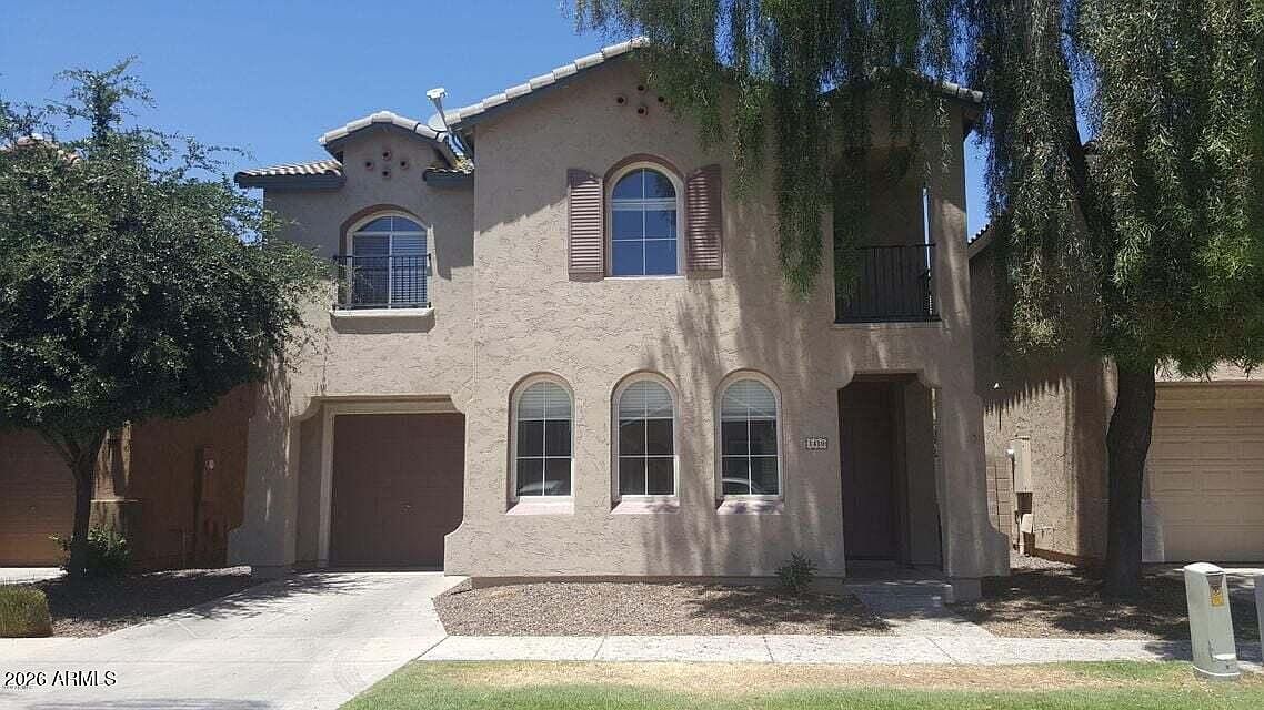 1410 E Mobile Ln Phoenix, AZ 85040 photo 2