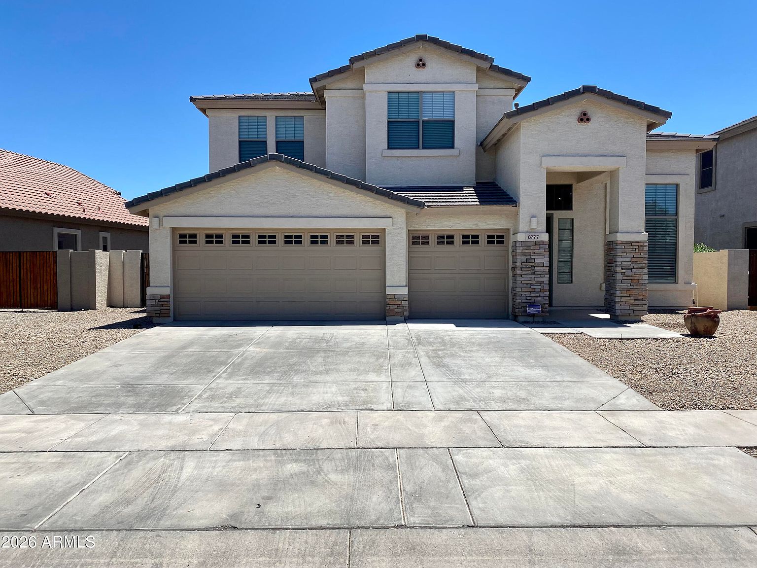 8777 W Hayward Ave