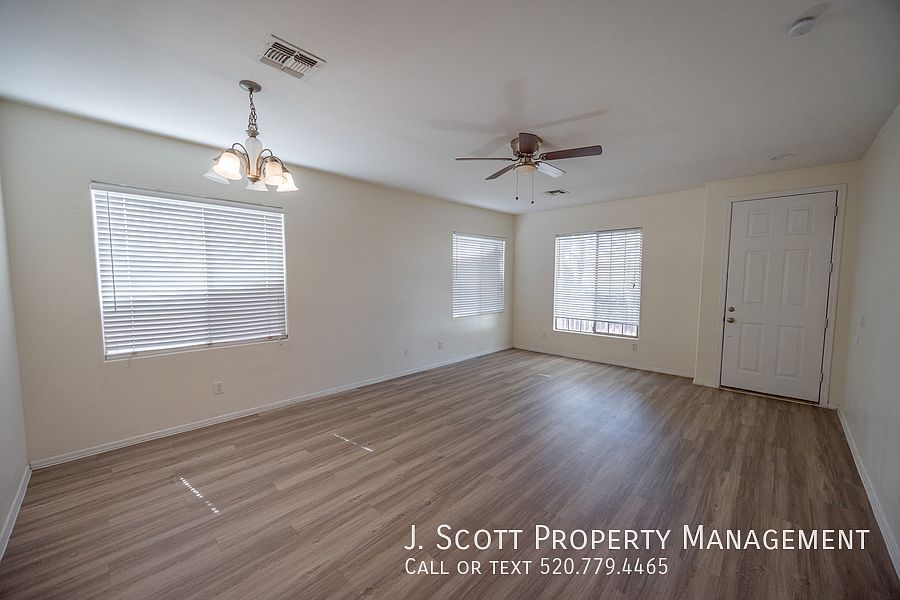 4540 E Sundance Ave Gilbert, AZ 85297 photo 5