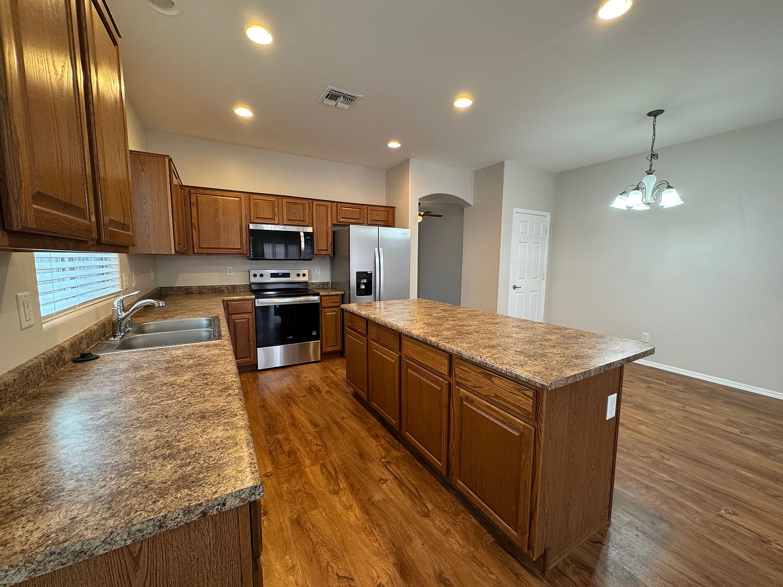4554 E Sundance Ave photo 5