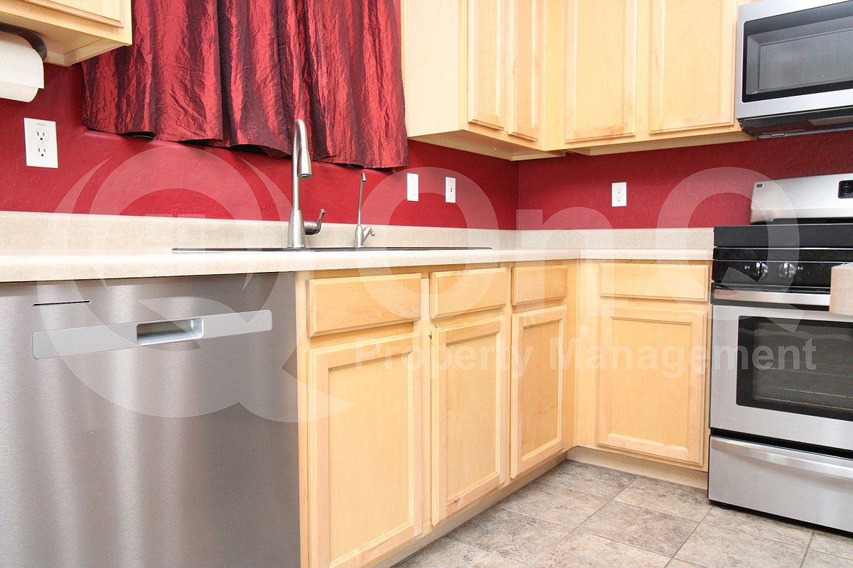 19453 E Reins Rd photo 4