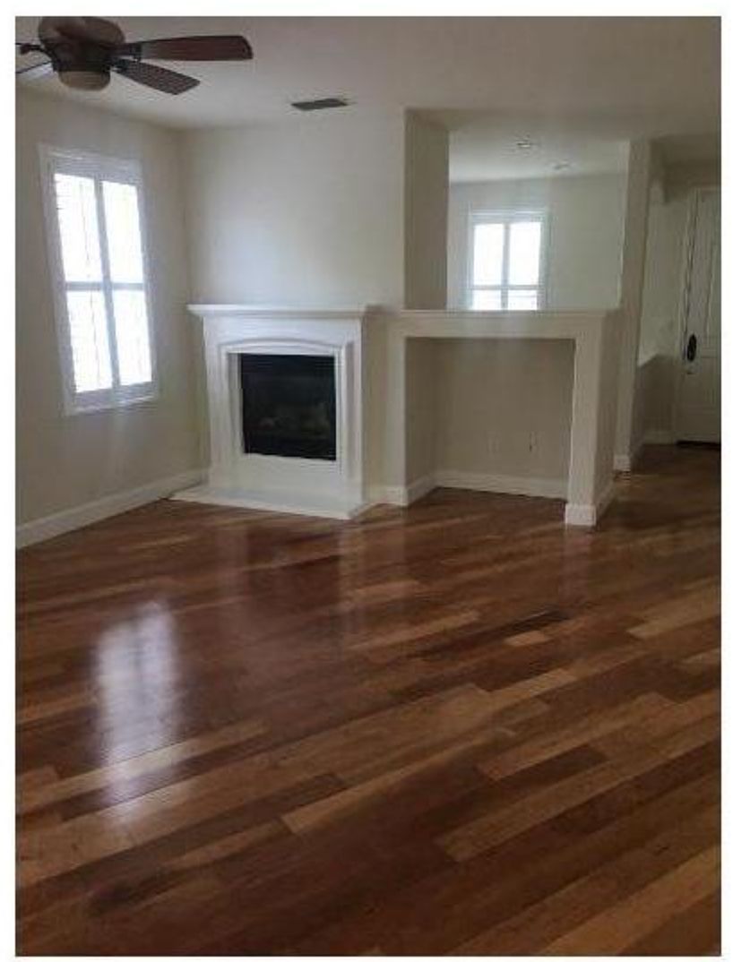 6375 Newhaven Ln photo 2