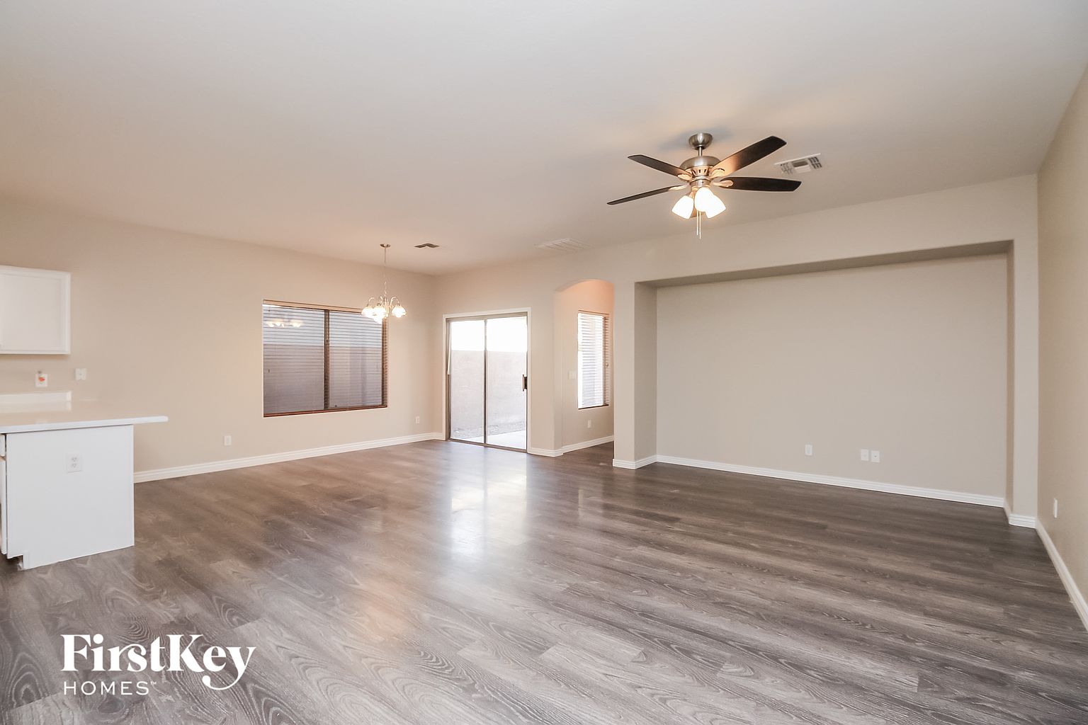 28067 N Quartz Dr photo 5