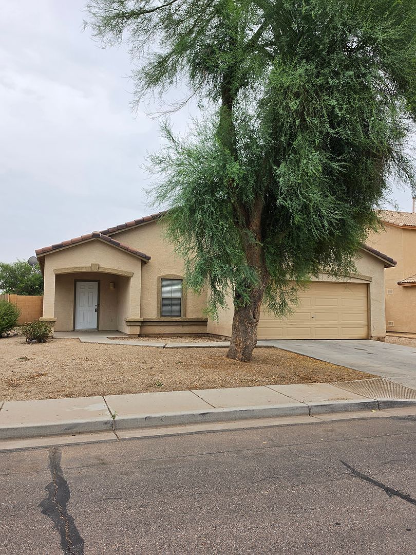 2009 E Lipizzan Dr San Tan Valley, AZ 85140 photo 2