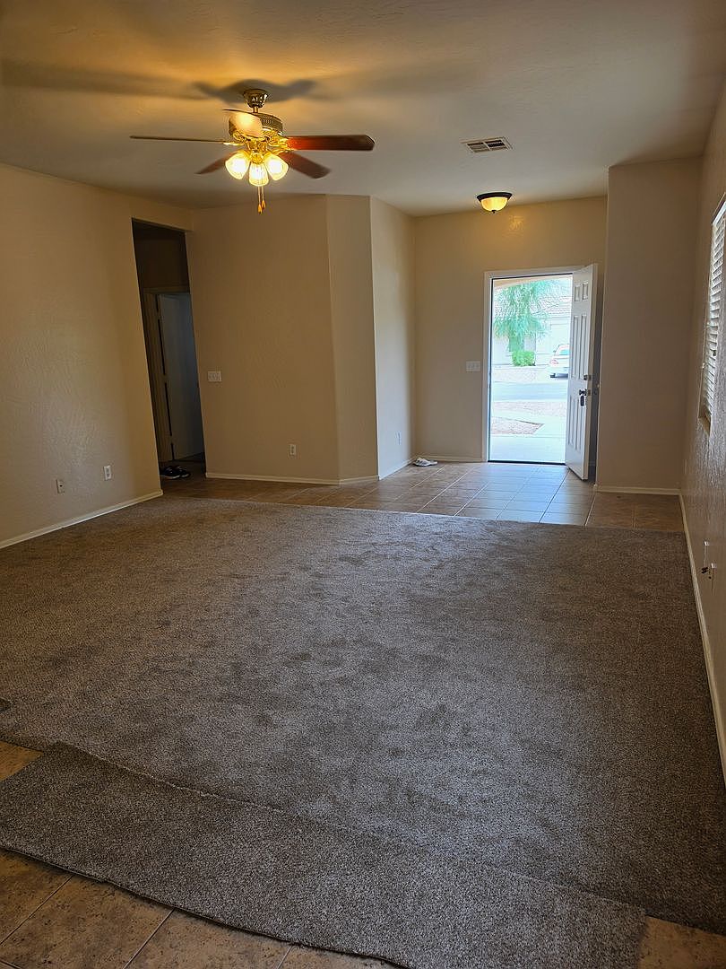 2009 E Lipizzan Dr San Tan Valley, AZ 85140 photo 3