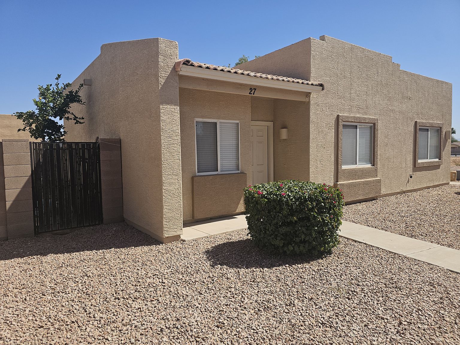 2300 E Magma Rd San Tan Valley, AZ 85143 photo 2
