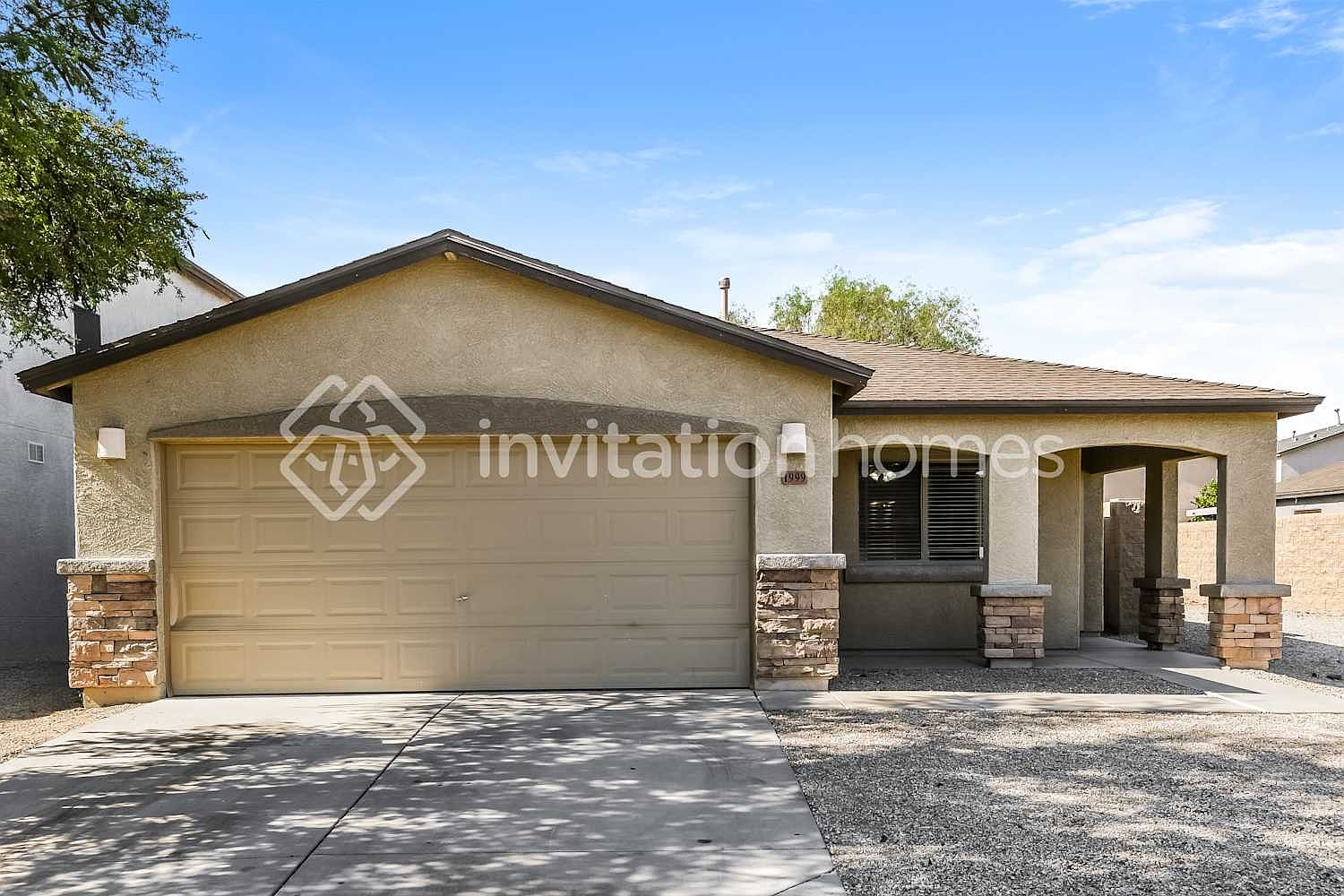 1999 E Dust Devil Dr San Tan Valley, AZ 85143 photo 2