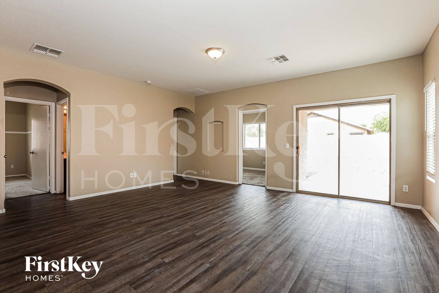 2850 E Silverbell Rd San Tan Valley, AZ 85143 photo 3