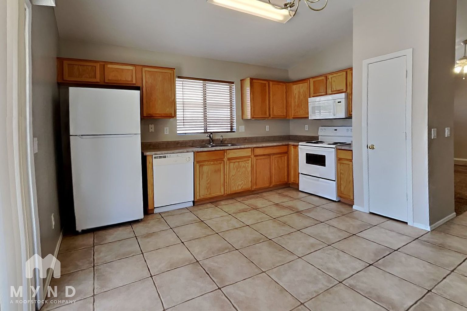 33308 N Donnelly Wash Way San Tan Valley, AZ 85142 photo 4