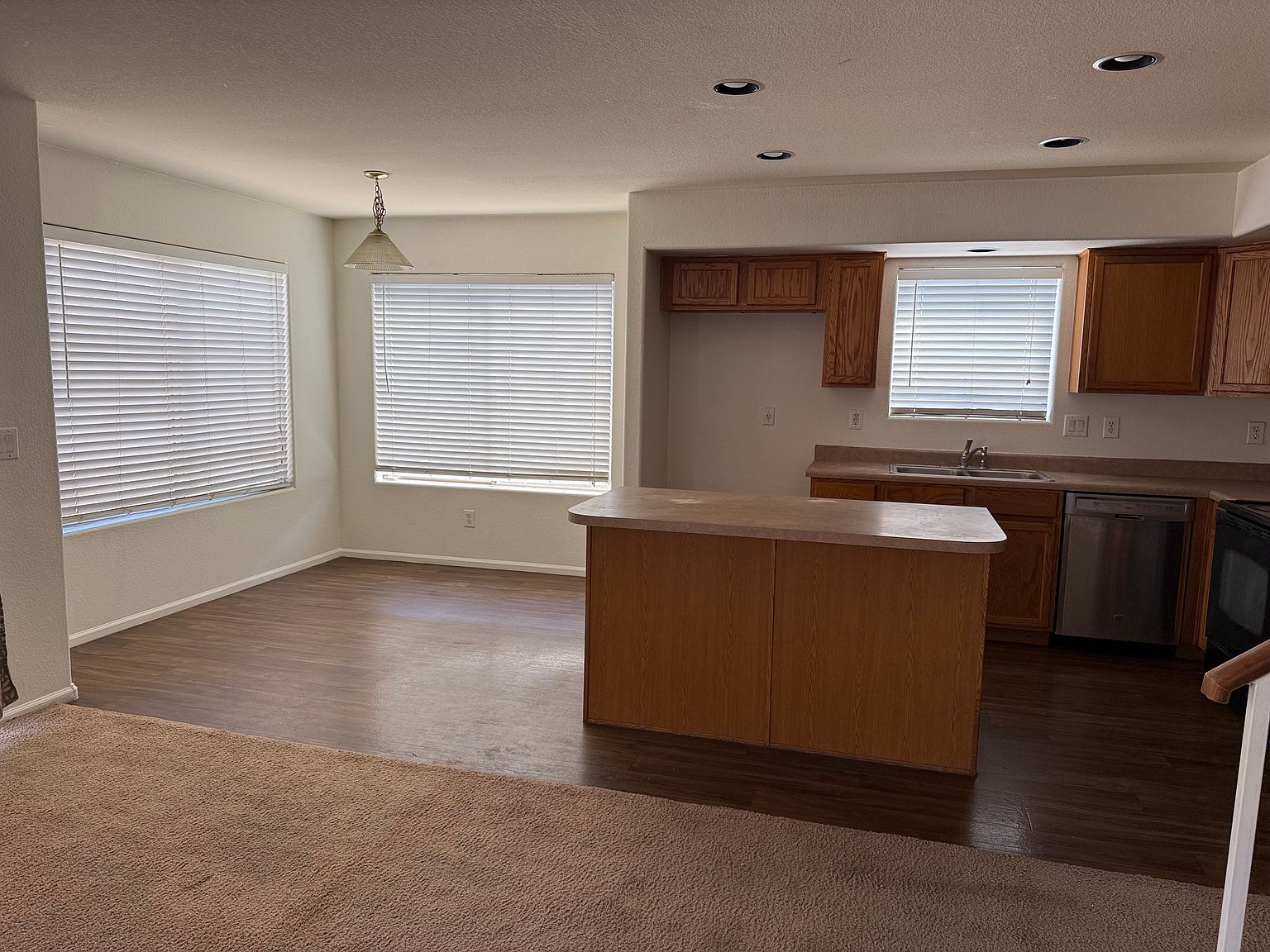 12402 W San Juan Ave photo 3