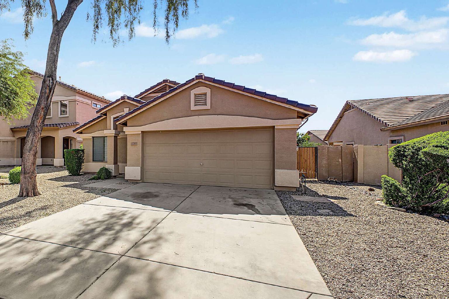 10215 E Kiva Ave photo 4