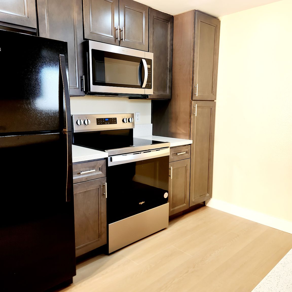 830 Broadway photo 2