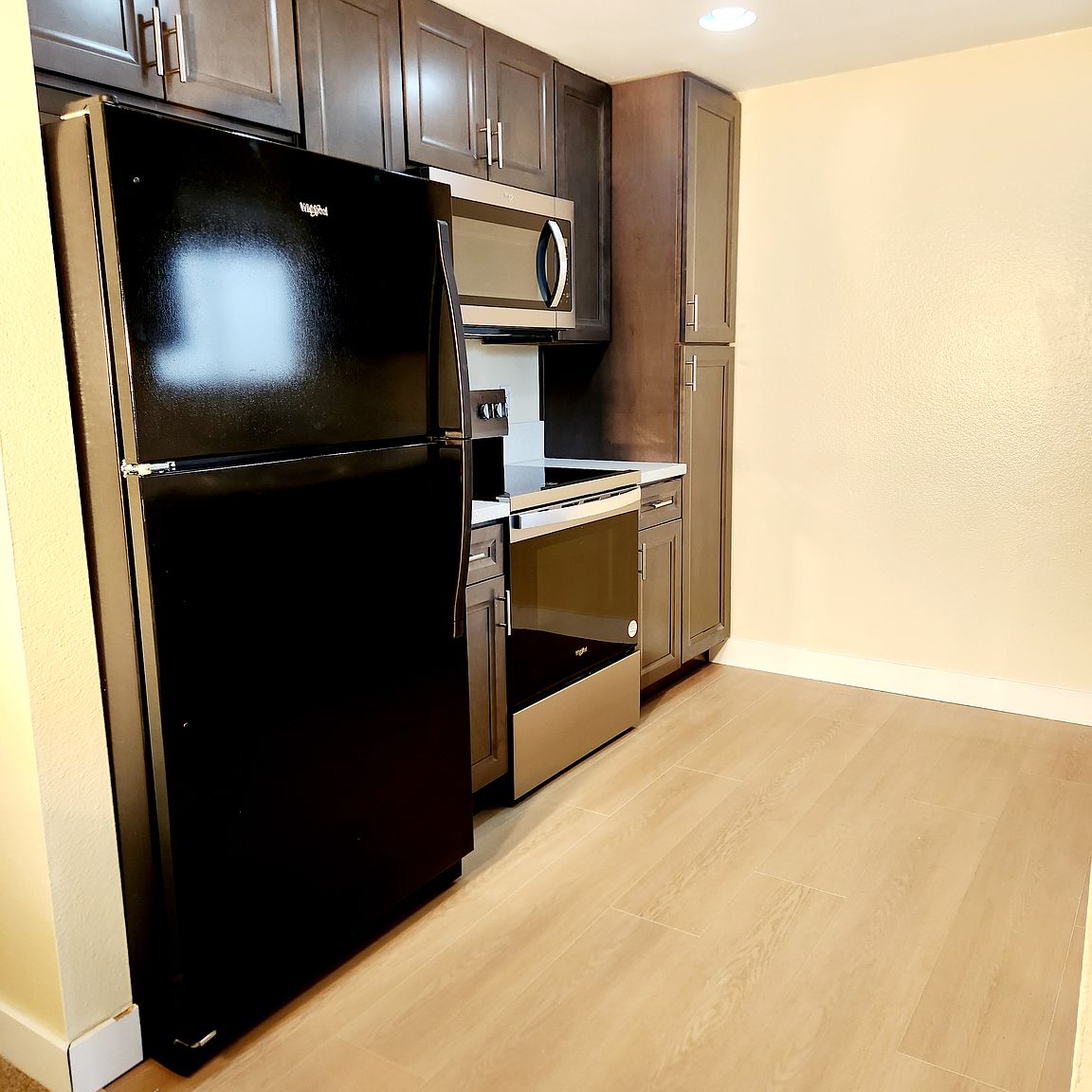 830 Broadway photo 4