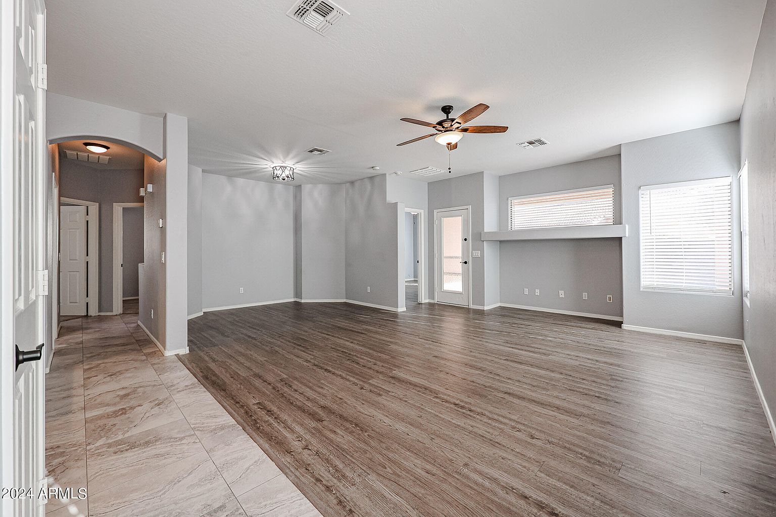 15301 N 138th Ln photo 4