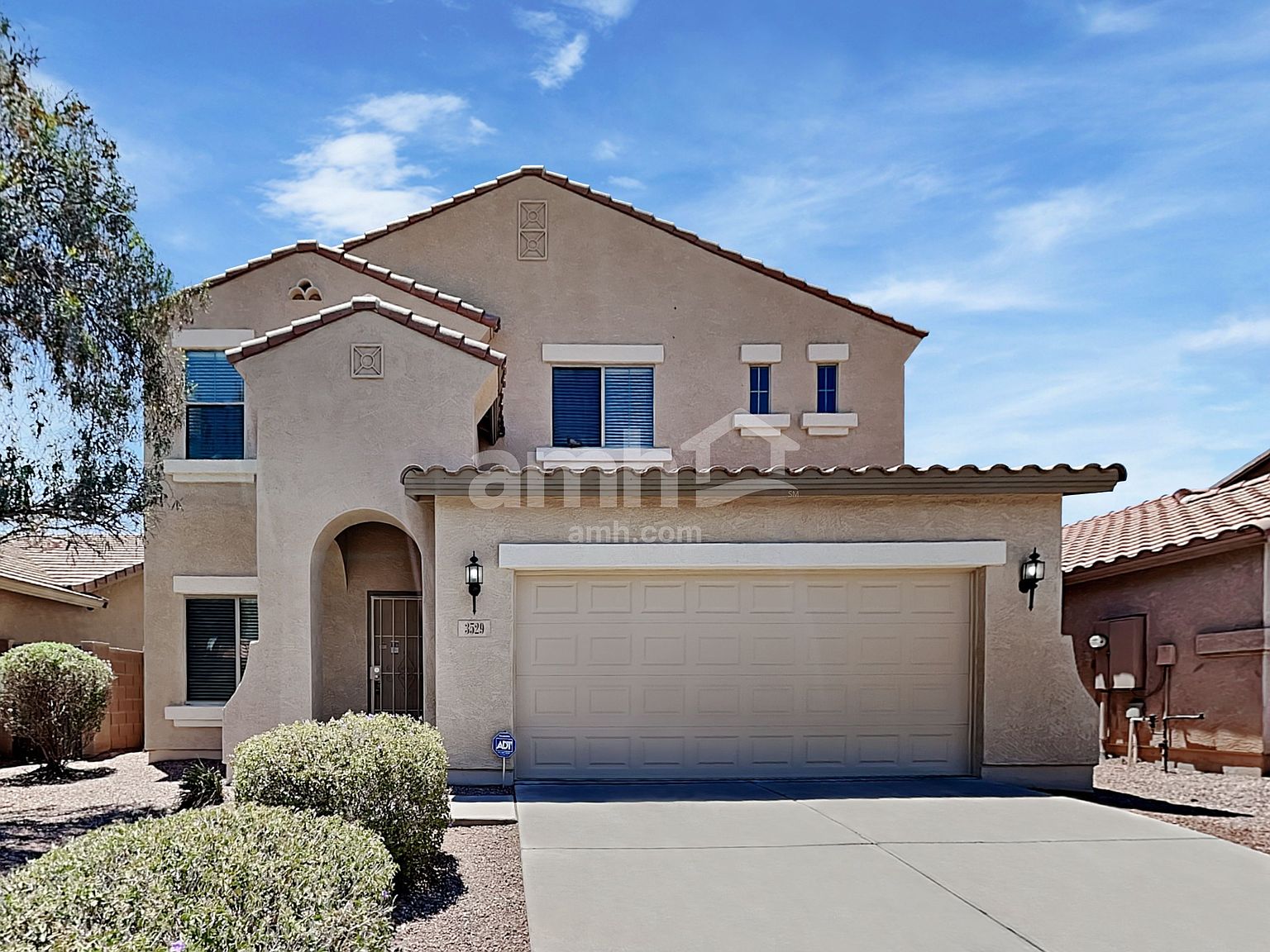 3529 W Glass Ln Phoenix, AZ 85041 photo 2