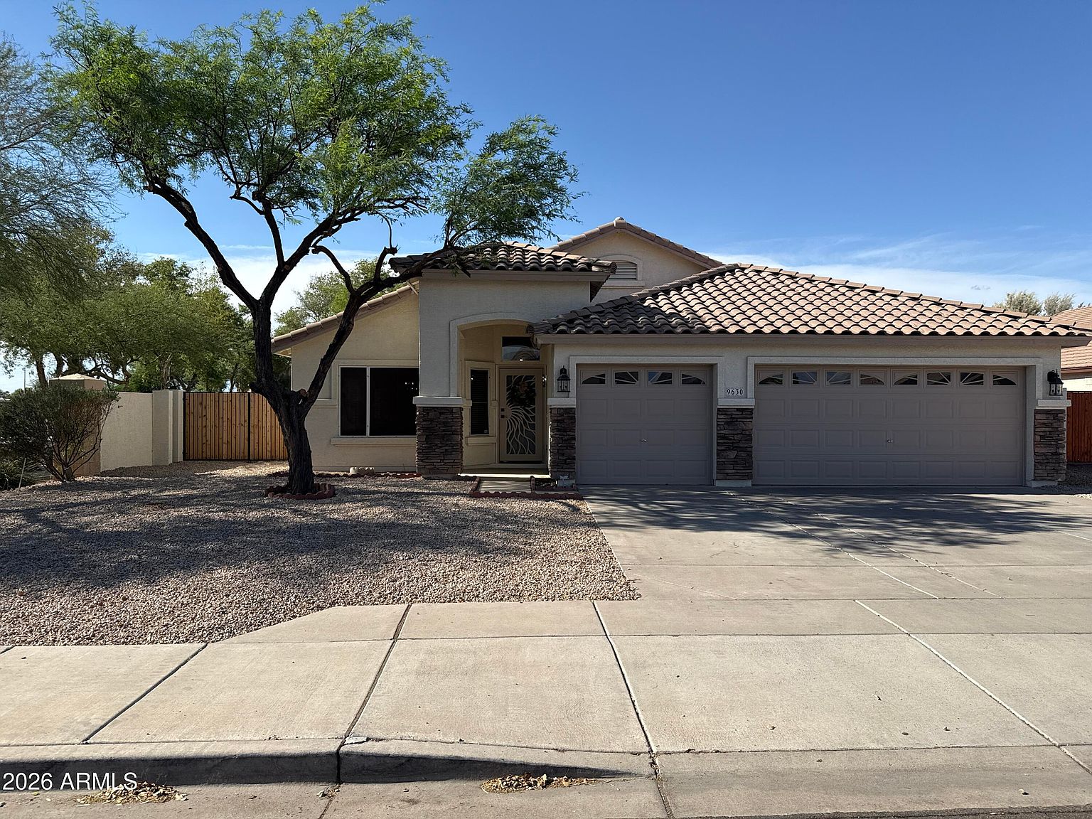 9630 W Reno View Dr Peoria, AZ 85345 photo 2