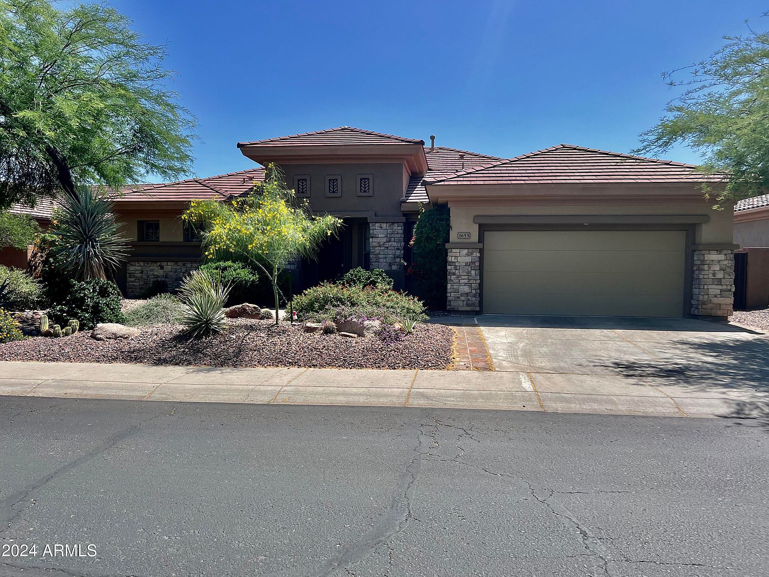 1653 W Ainsworth Dr Anthem, AZ 85086 photo 3