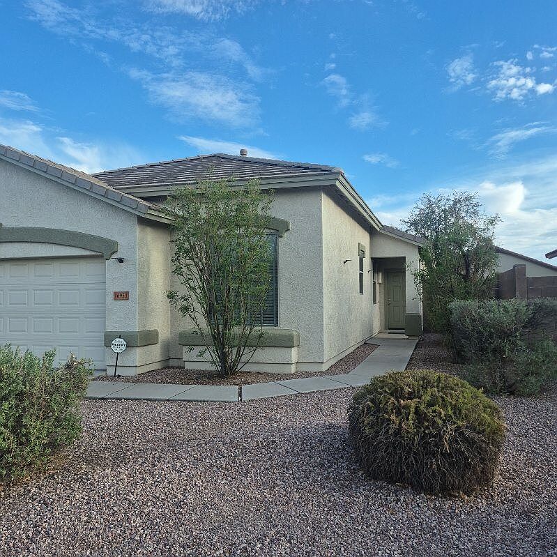 16953 W Bristol Ln photo 2