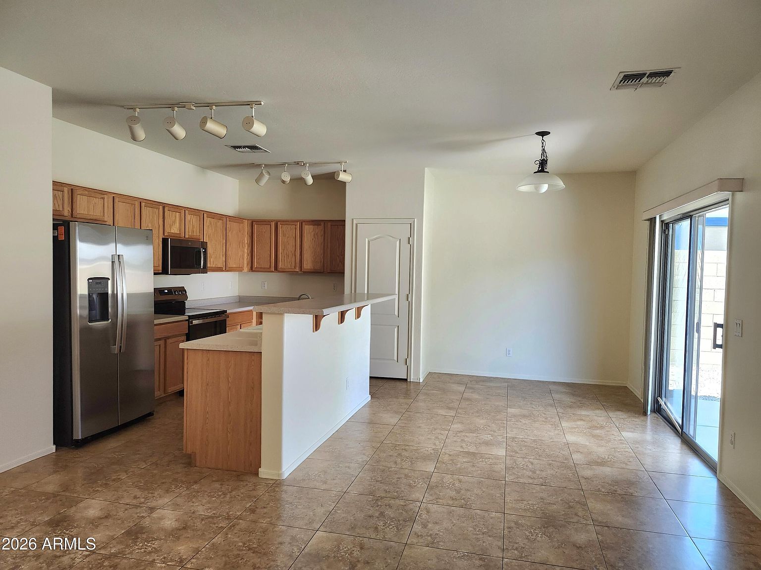 17938 W Port Royale Ln Surprise, AZ 85388 photo 5