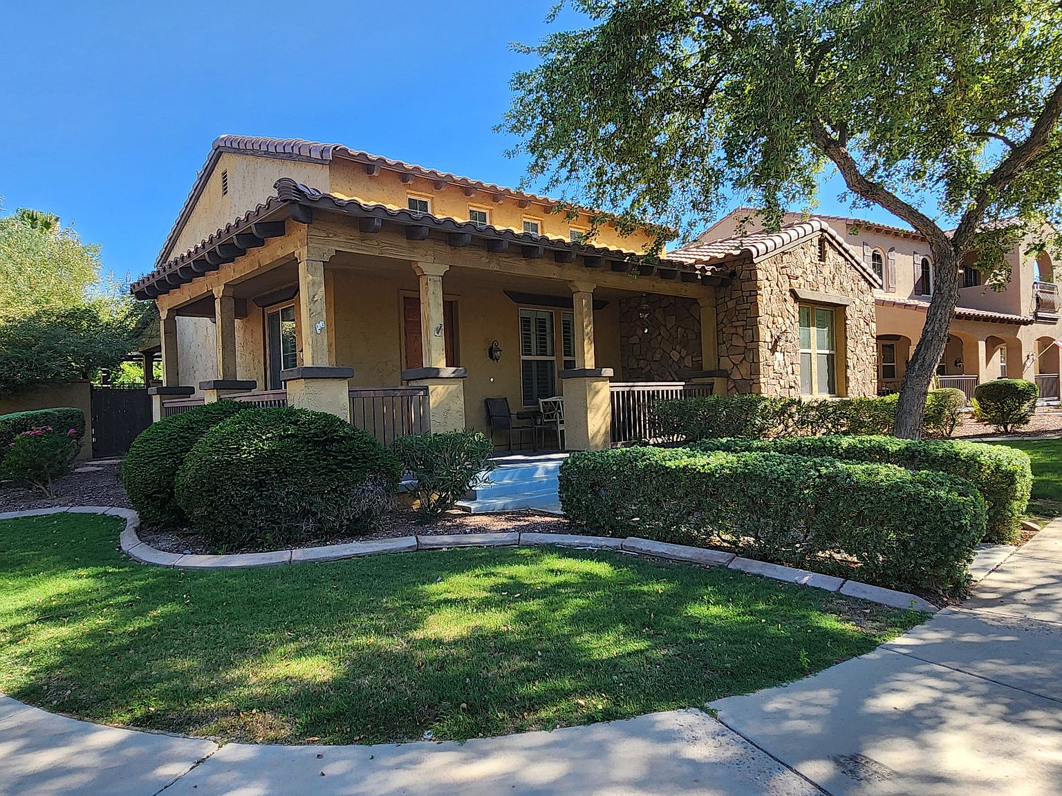 20897 W Court St photo 2