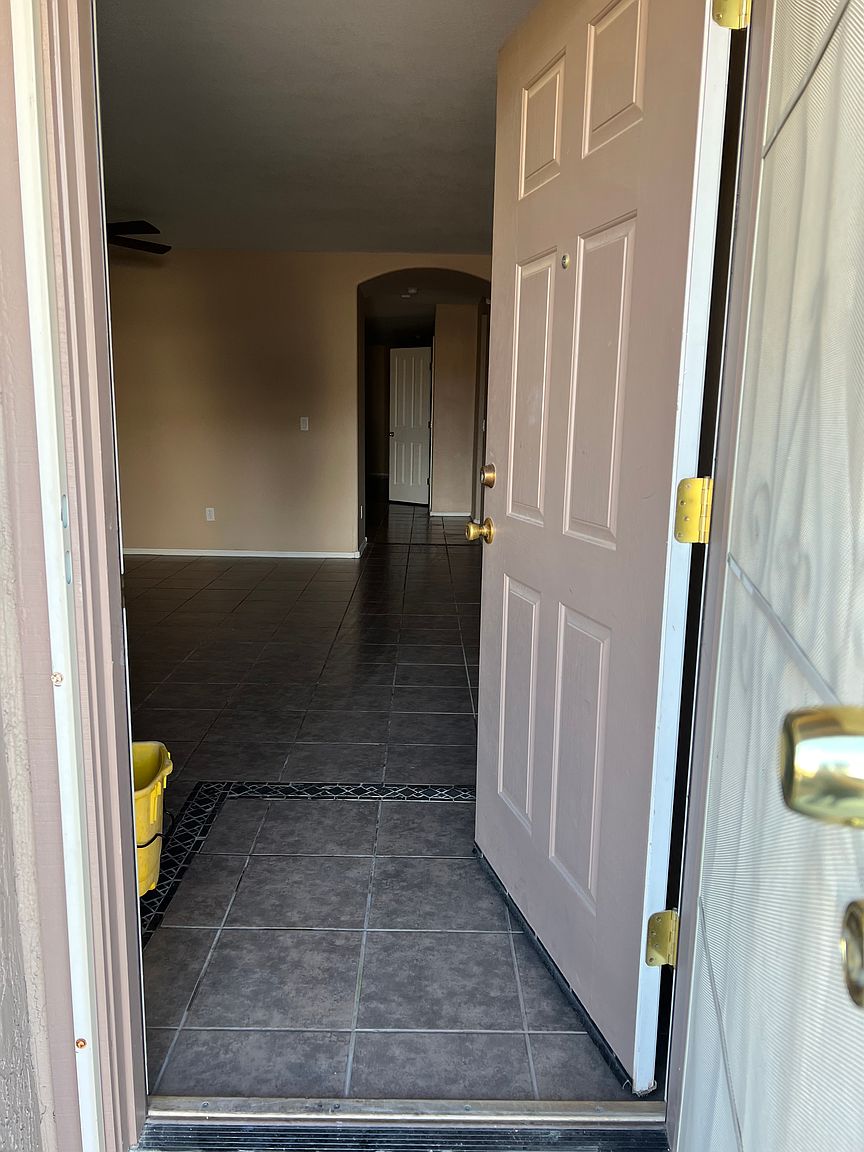 13133 W Fairmont Ave photo 3